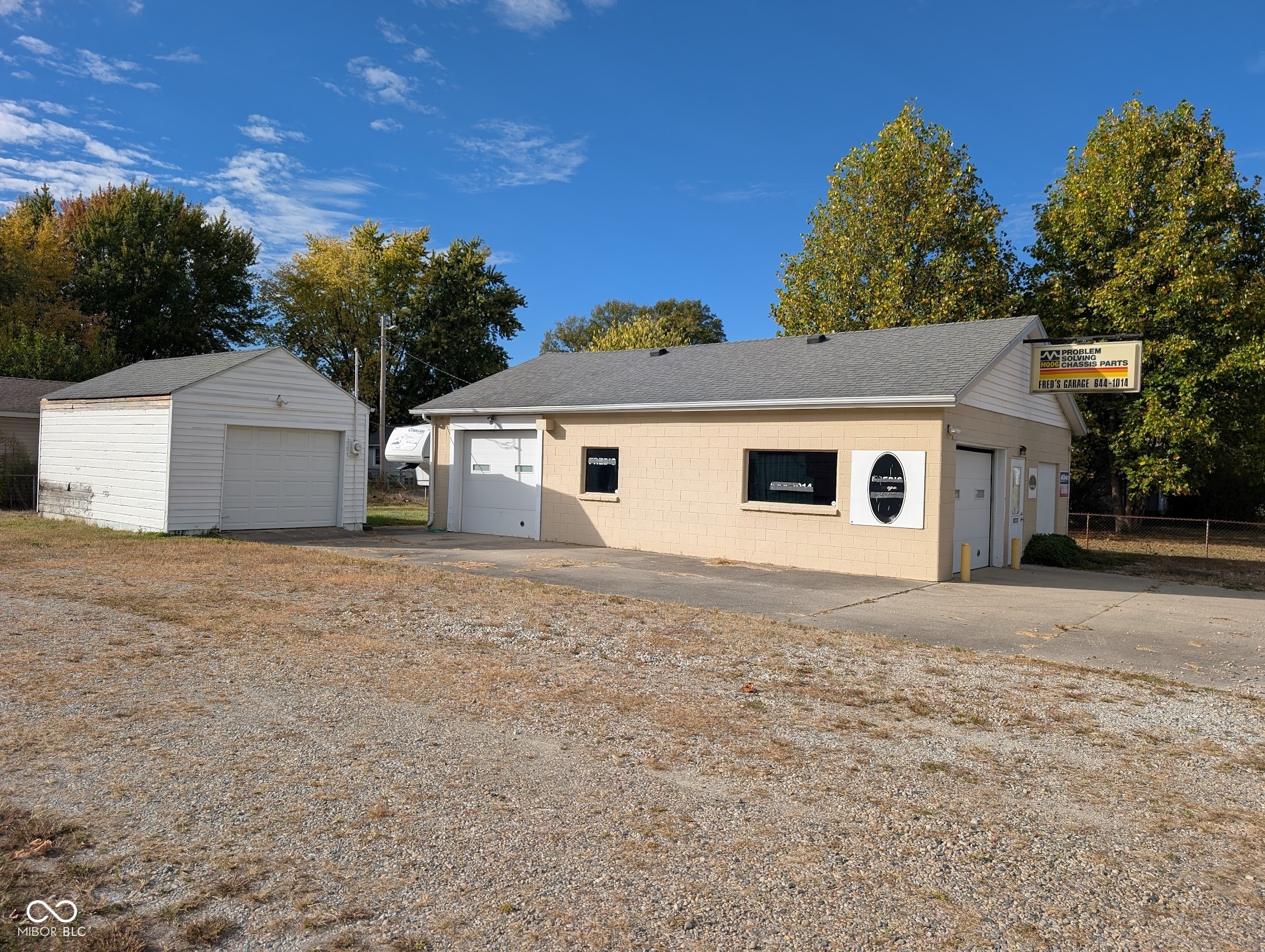 2237 Crystal Street Anderson, IN 46012 - Photo 4 of 12