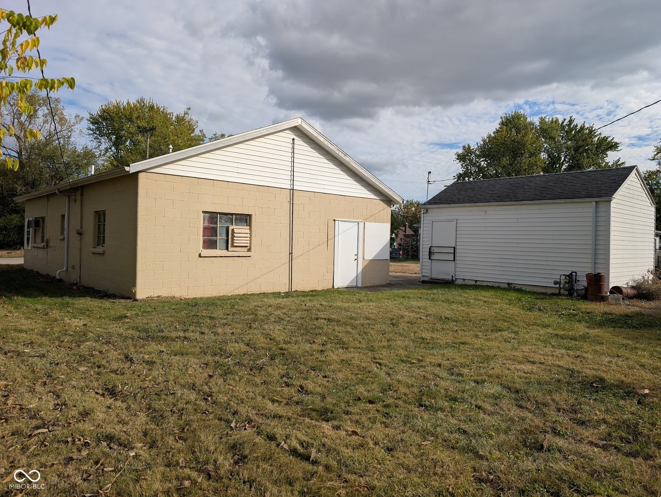 2237 Crystal Street Anderson, IN 46012 - Photo 10 of 12