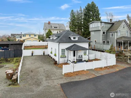 $649,995 | 4605 North Cheyenne Street, Tacoma, WA 98407