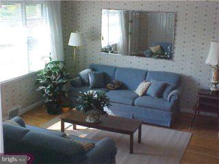 276 Poplar Road Warminster, PA 18974 - Photo 2 of 6