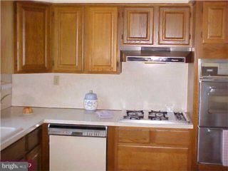 276 Poplar Road Warminster, PA 18974 - Photo 4 of 6