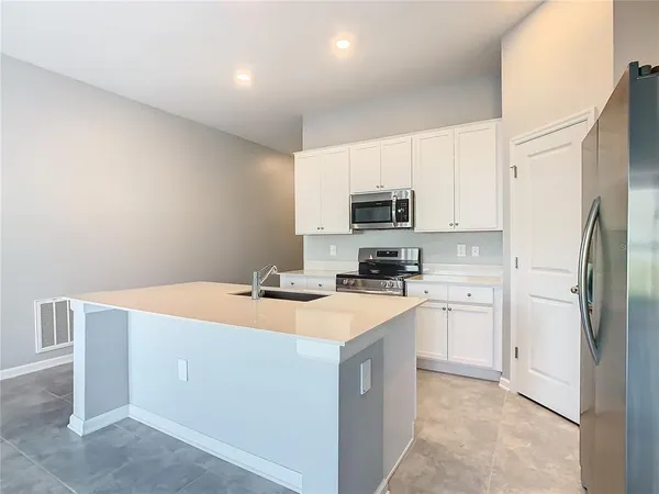 $1,950 | 1033 Holden Way, Eagle Lake, FL 33839