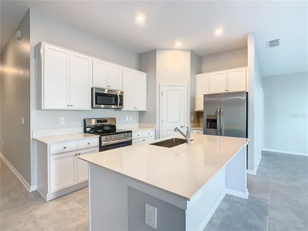 $1,950 | 1033 Holden Way, Eagle Lake, FL 33839