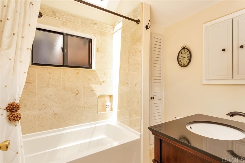 1866 Laurel Road Oceanside, CA 92054 - Photo 8 of 25
