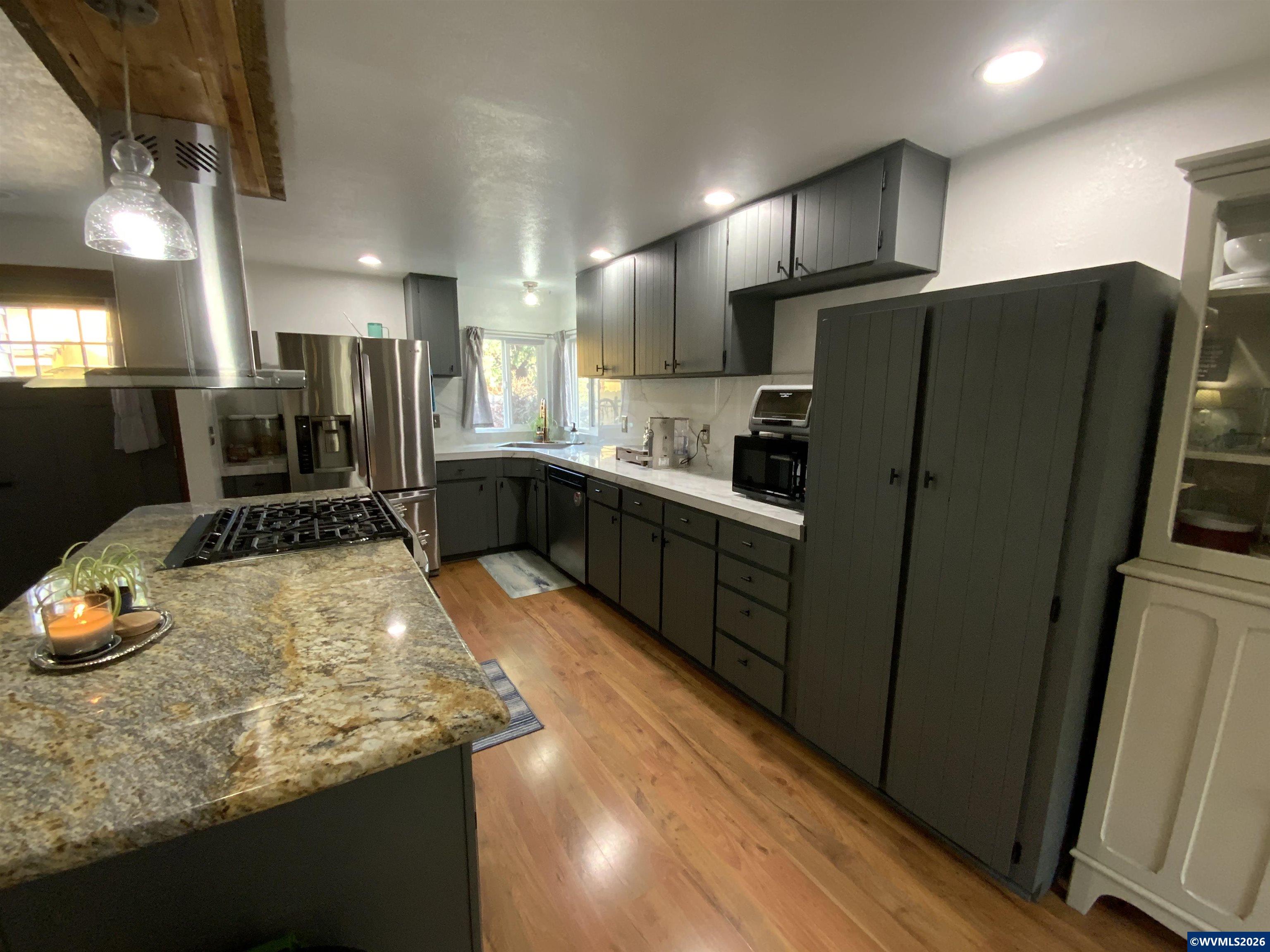 414 Boone Road Southeast Salem, OR 97306 - Photo 10 of 50