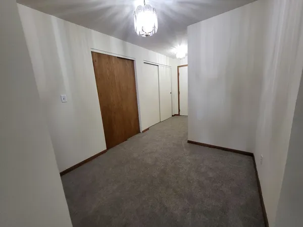$193,500 | 720 St Andrews Lane, Unit 38, Crystal Lake, IL 60014