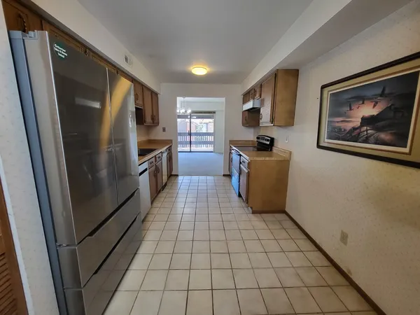 $193,500 | 720 St Andrews Lane, Unit 38, Crystal Lake, IL 60014