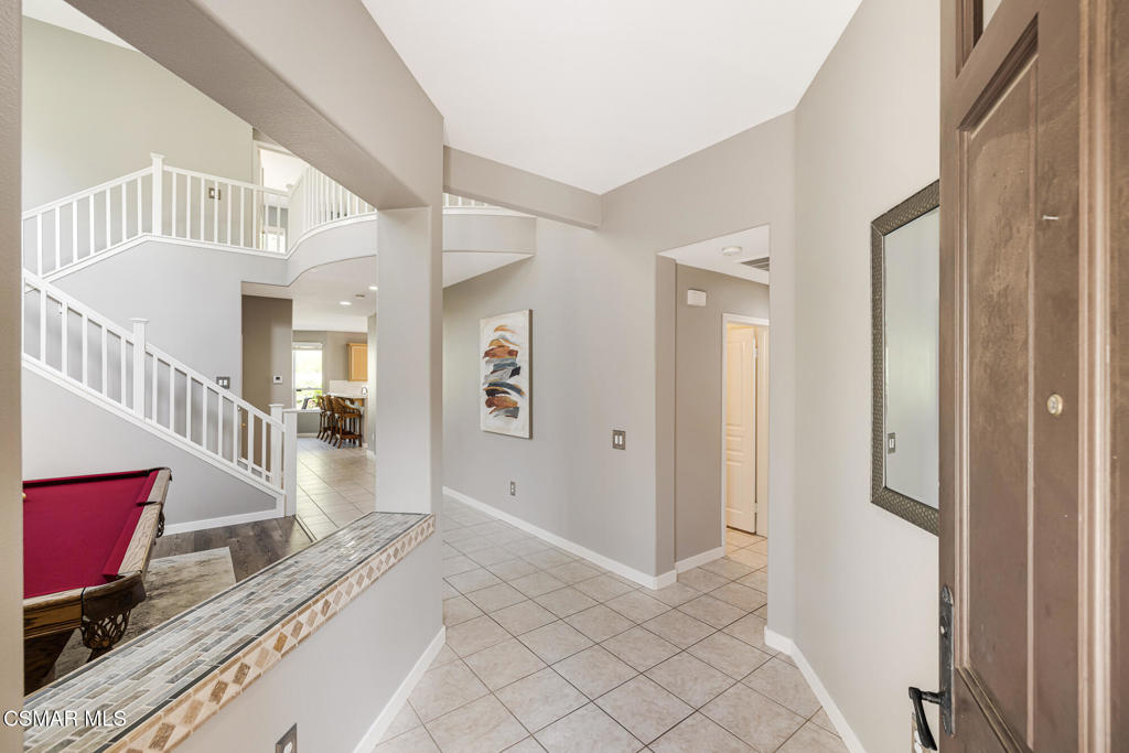 57 East Boulder Creek Road Simi Valley, CA 93065 - Photo 3 of 52