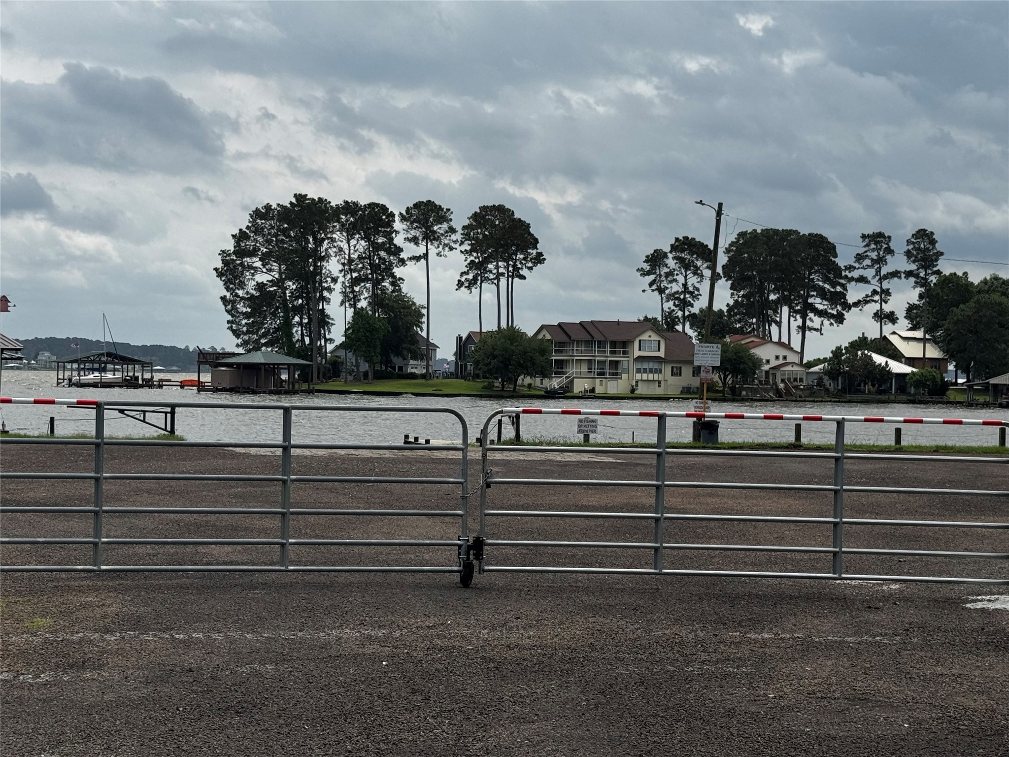 64 65 70 Onalaska, TX 77360 - Photo 19 of 27 boat ramp