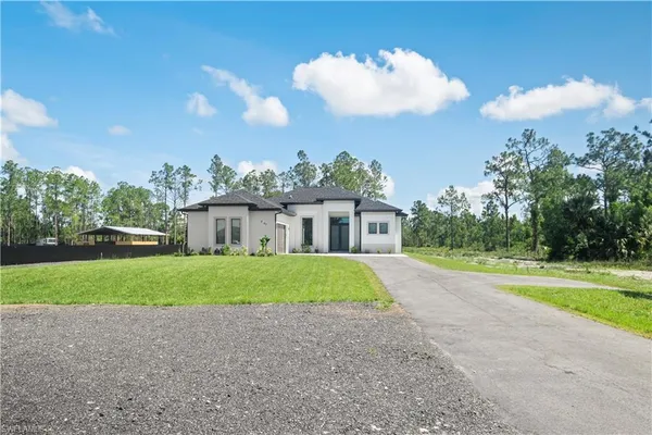 $720,000 | Undisclosed Address, Naples, FL 34120