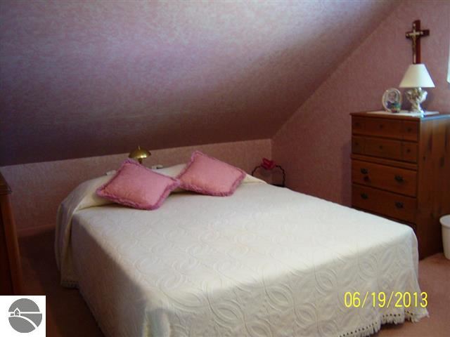 5698 West Cutler Road Lakeview, MI 48850 - Photo 13 of 34 1747767-12.JPG