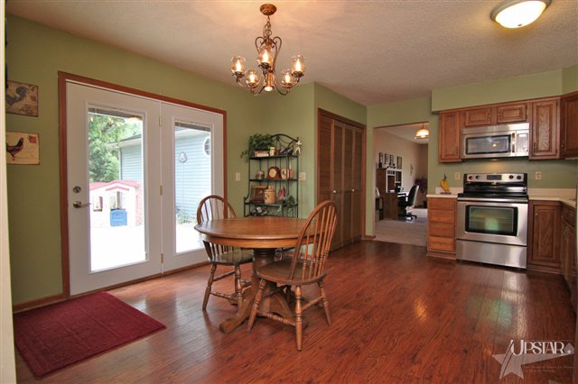 8106 Popp Road Fort Wayne, IN 46845 - Photo 3 of 24