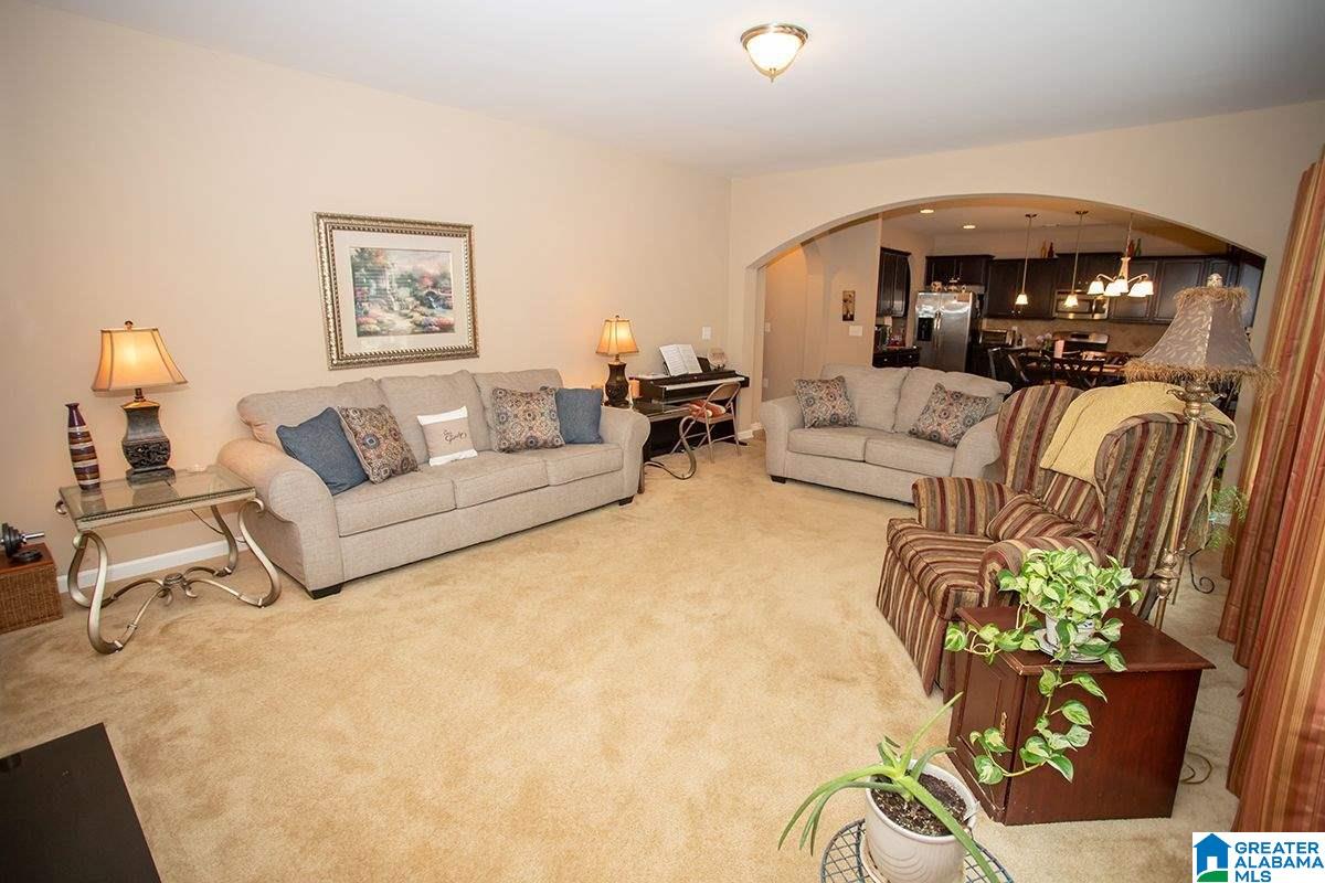 210 Creekside Court Pelham, AL 35124 - Photo 8 of 32