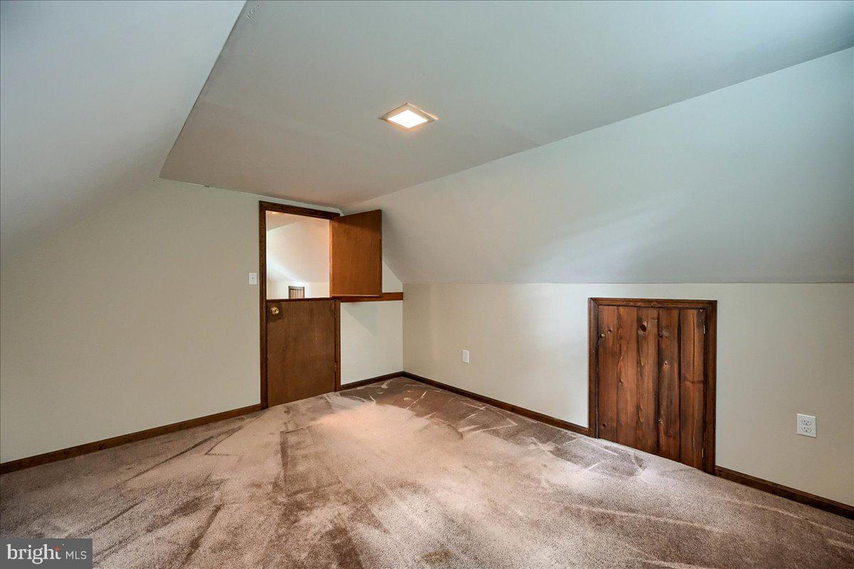 1887 Cider Press Road Manheim, PA 17545 - Photo 19 of 38 a view of empty room