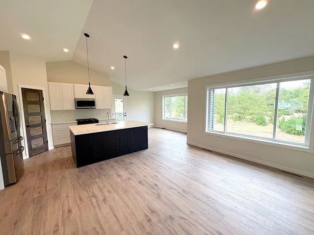 $519,900 | 1832 37 Avenue Southeast, Rochester, MN 55904