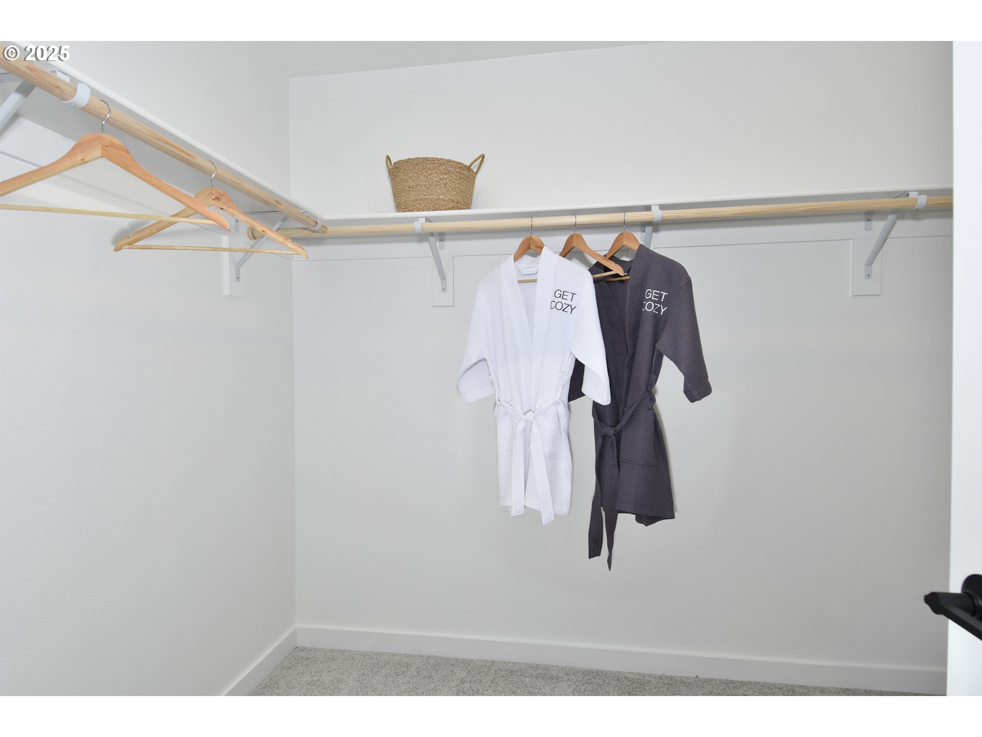 18975 Southwest Eureka Lane Beaverton, OR 97007 - Photo 27 of 36