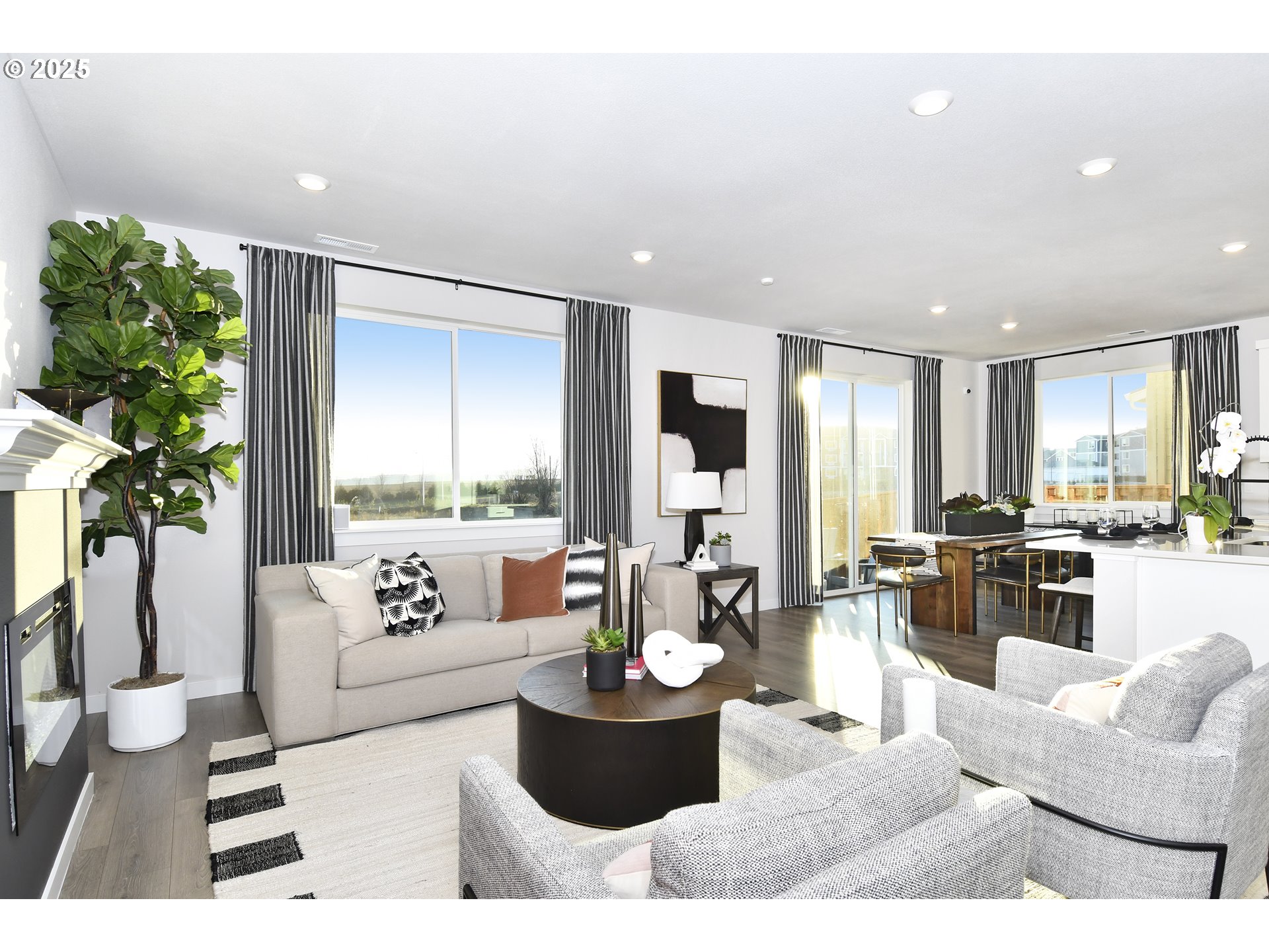 18975 Southwest Eureka Lane Beaverton, OR 97007 - Photo 5 of 36