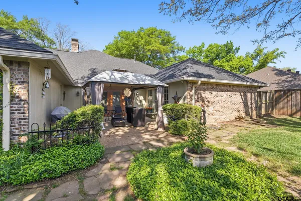 $399,900 | 3904 Allendale Drive, Tyler, TX 75701