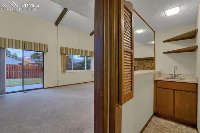 322 Clarksley Road Manitou Springs, CO 80829 - Photo 20 of 26 Gallery Image 20