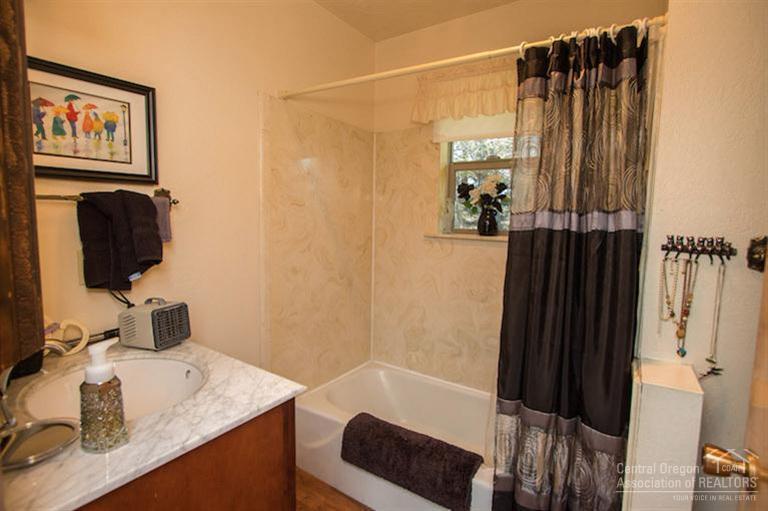 23220 Highway 20 Bend, OR 97701 - Photo 14 of 25 Additional Photo