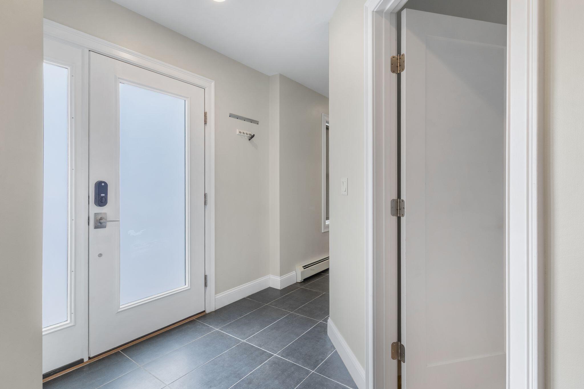 50 Myrtle Street Portland, ME 04101 - Photo 6 of 50 Entry
