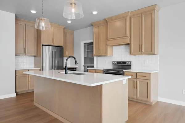 $564,900 | 4450 Nature Ridge, Howard, WI 54313