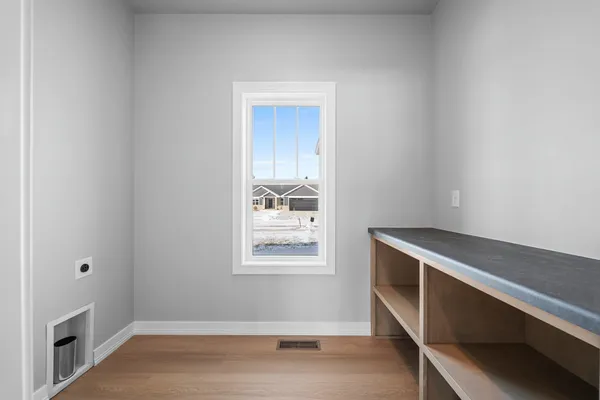 $564,900 | 4450 Nature Ridge, Howard, WI 54313