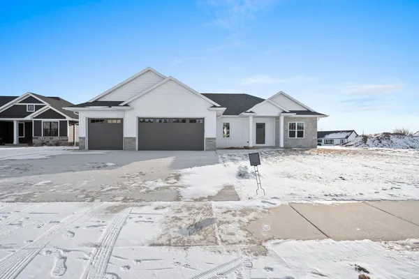 $564,900 | 4450 Nature Ridge, Howard, WI 54313