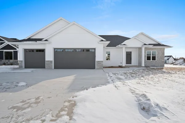 $564,900 | 4450 Nature Ridge, Howard, WI 54313