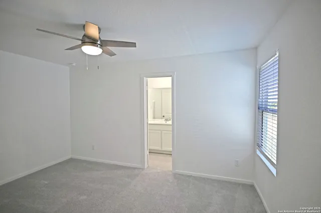 $1,295 | 11822 Bluebell, Converse, TX 78109