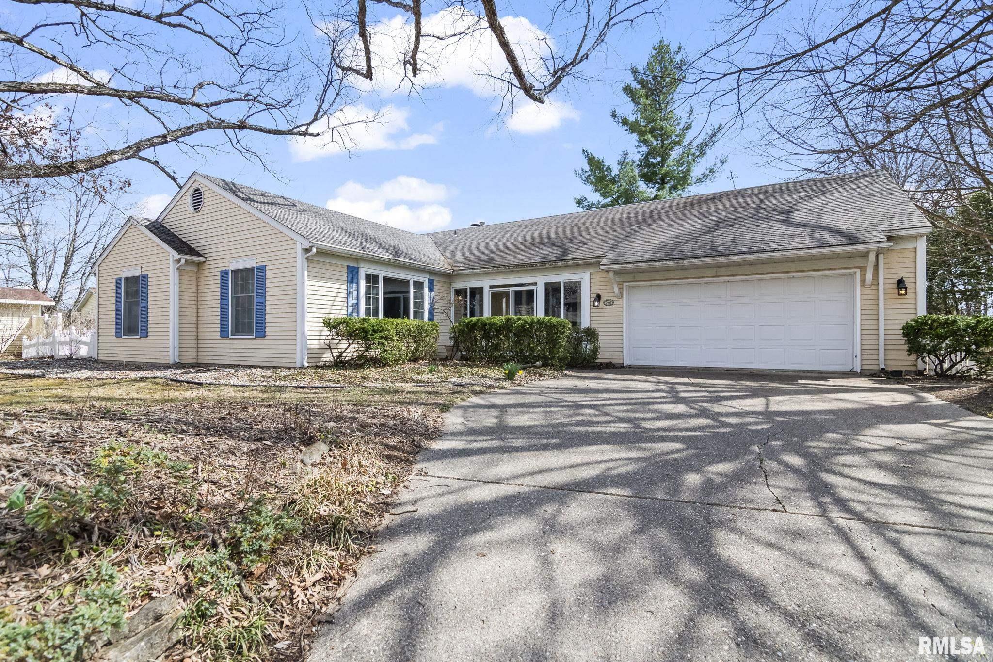 3424 Bluff Road Springfield, IL 62711 - Photo 1 of 42