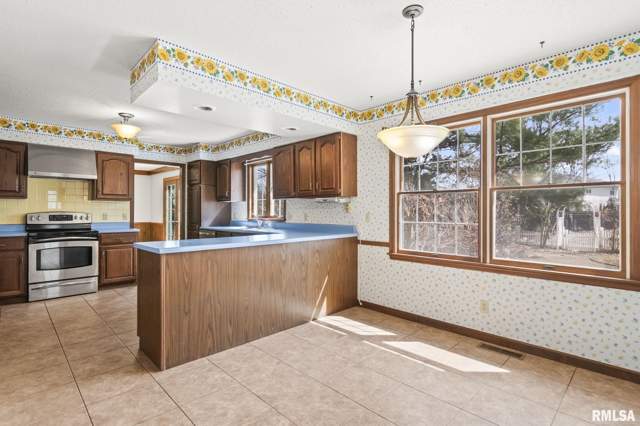 3424 Bluff Road Springfield, IL 62711 - Photo 15 of 42