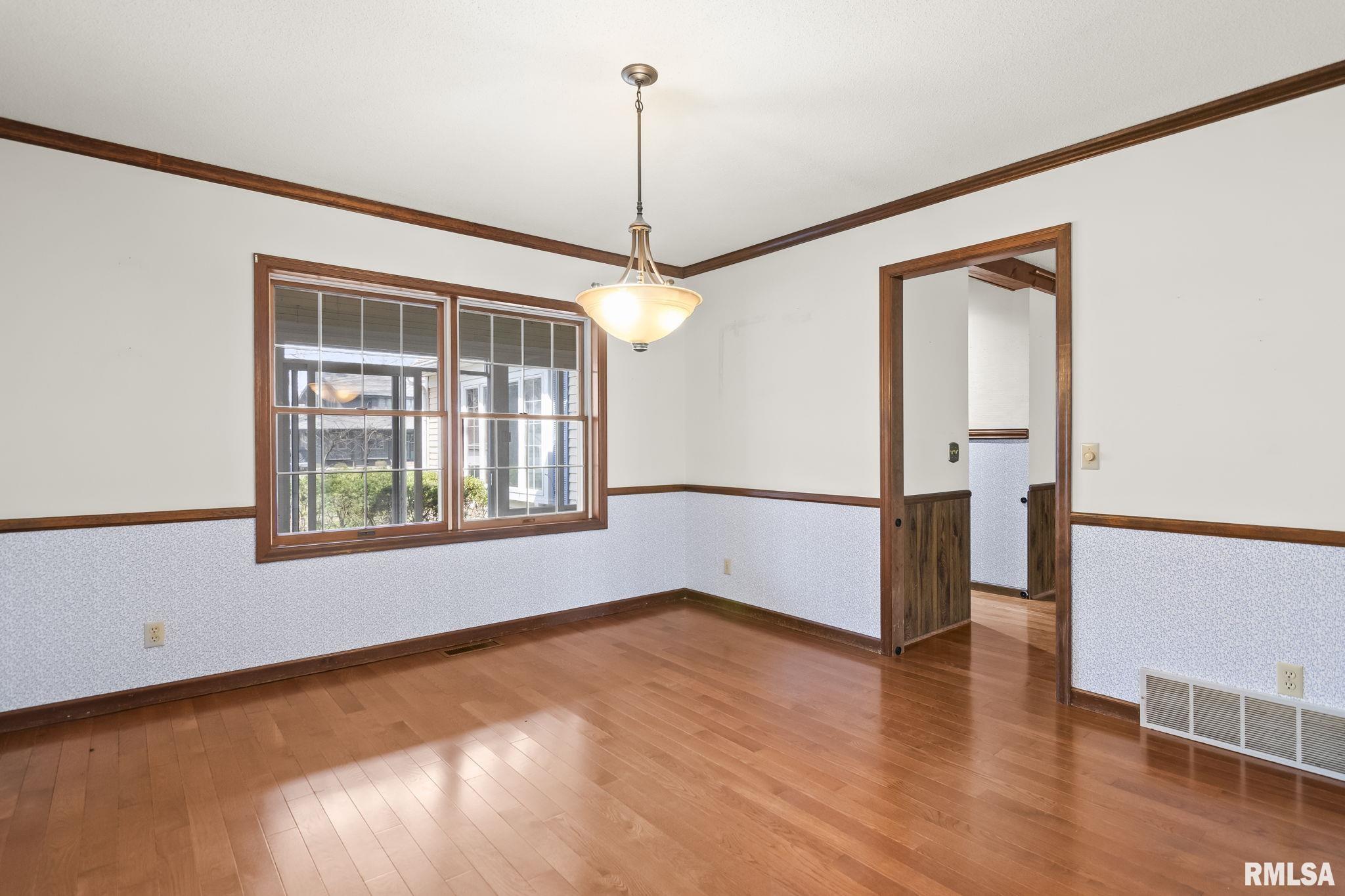 3424 Bluff Road Springfield, IL 62711 - Photo 10 of 42