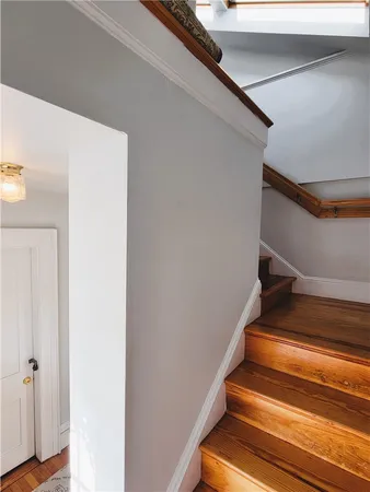 $3,900 | 92 Pelham Street, Unit 3, Newport, RI 02840