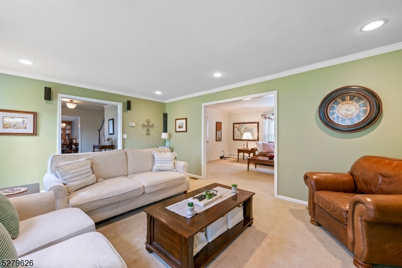 164 Parker Road Long Valley, NJ 07853 - Photo 10 of 32