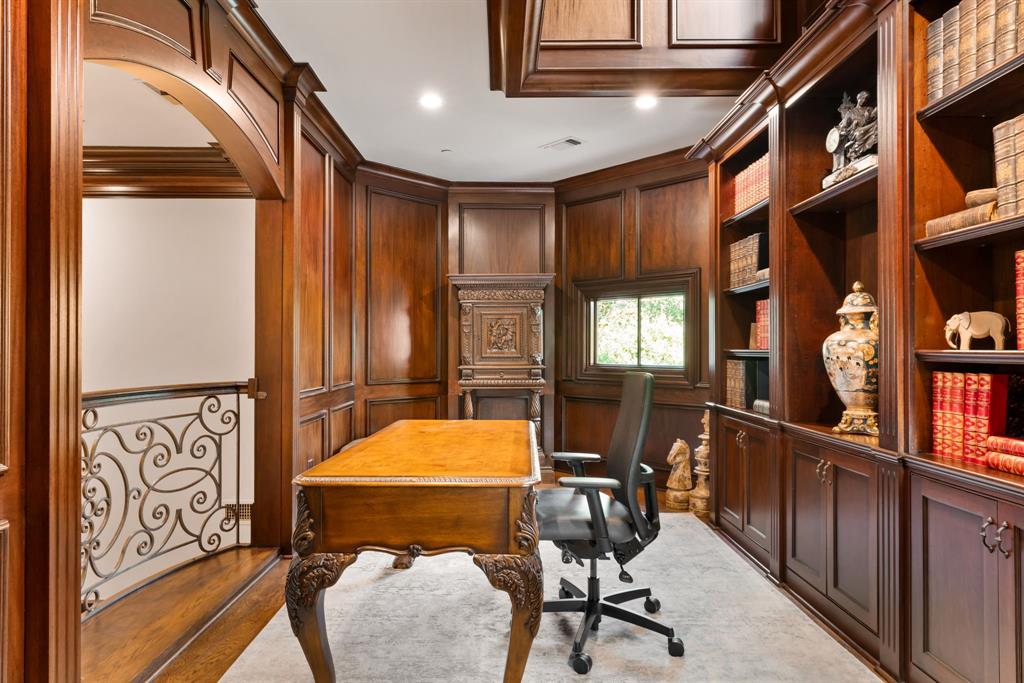 6413 Old Gate Road Plano, TX 75024 - Photo 30 of 39 2nd-floor mahogany-paneled study.