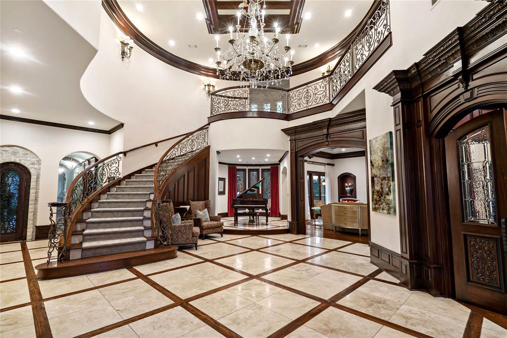 6413 Old Gate Road Plano, TX 75024 - Photo 5 of 35 Entrance