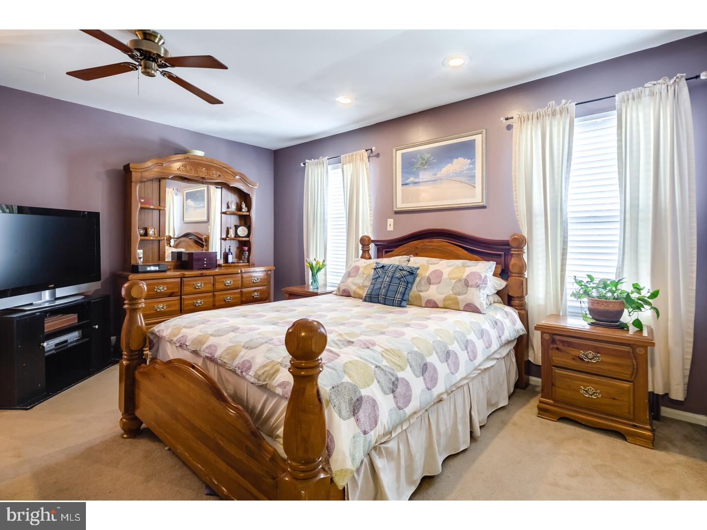 3569 Dows Road Philadelphia, PA 19154 - Photo 13 of 19 Gallery Image 13