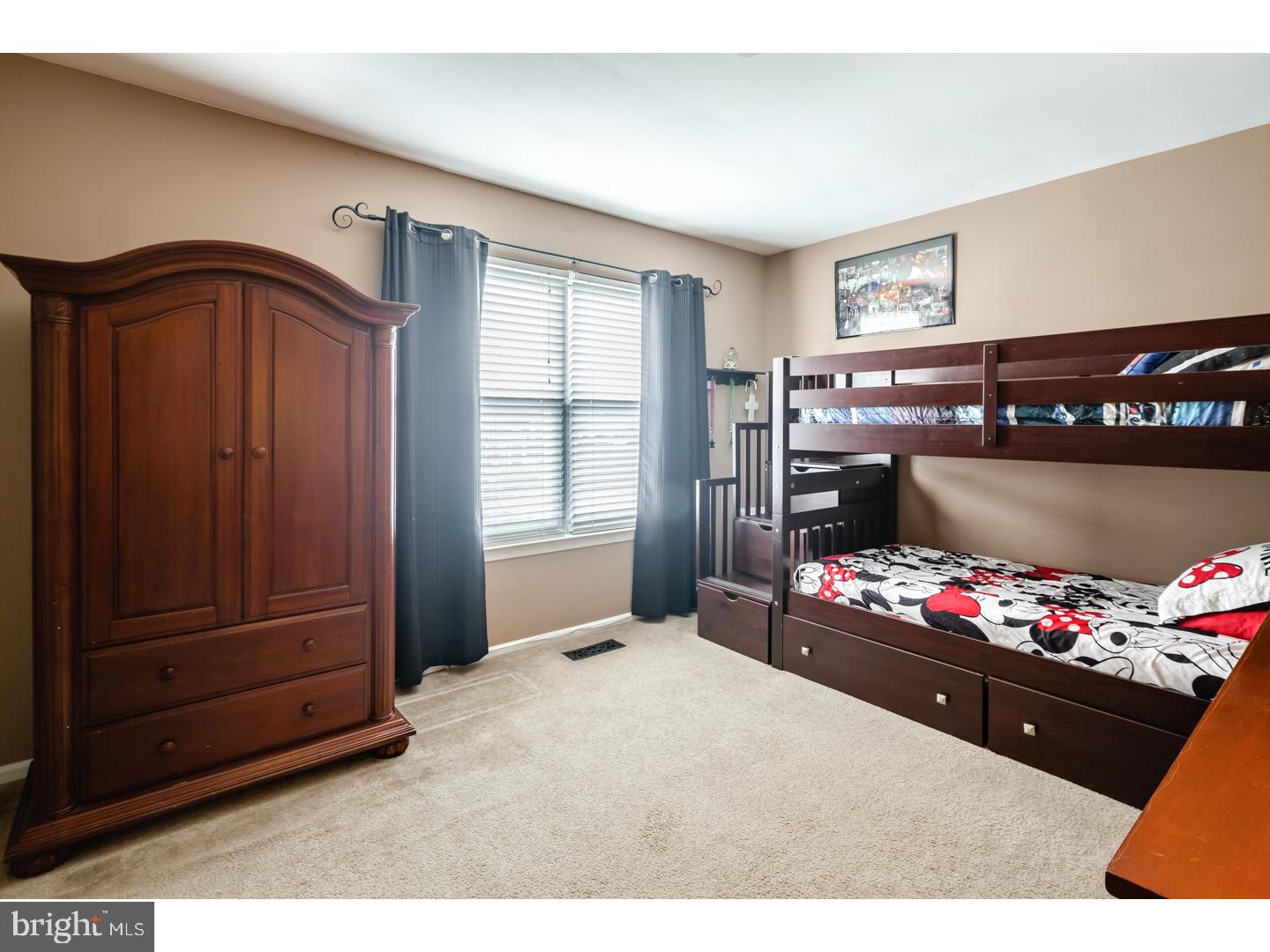 3569 Dows Road Philadelphia, PA 19154 - Photo 17 of 19 Gallery Image 17