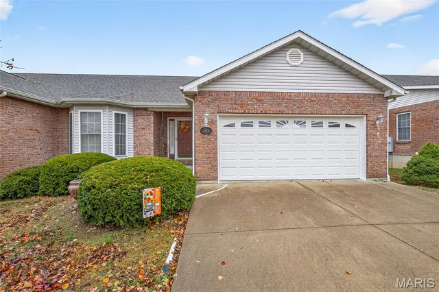 $229,000 | 103 Black Oak Drive, Unit B, Park Hills, MO 63601