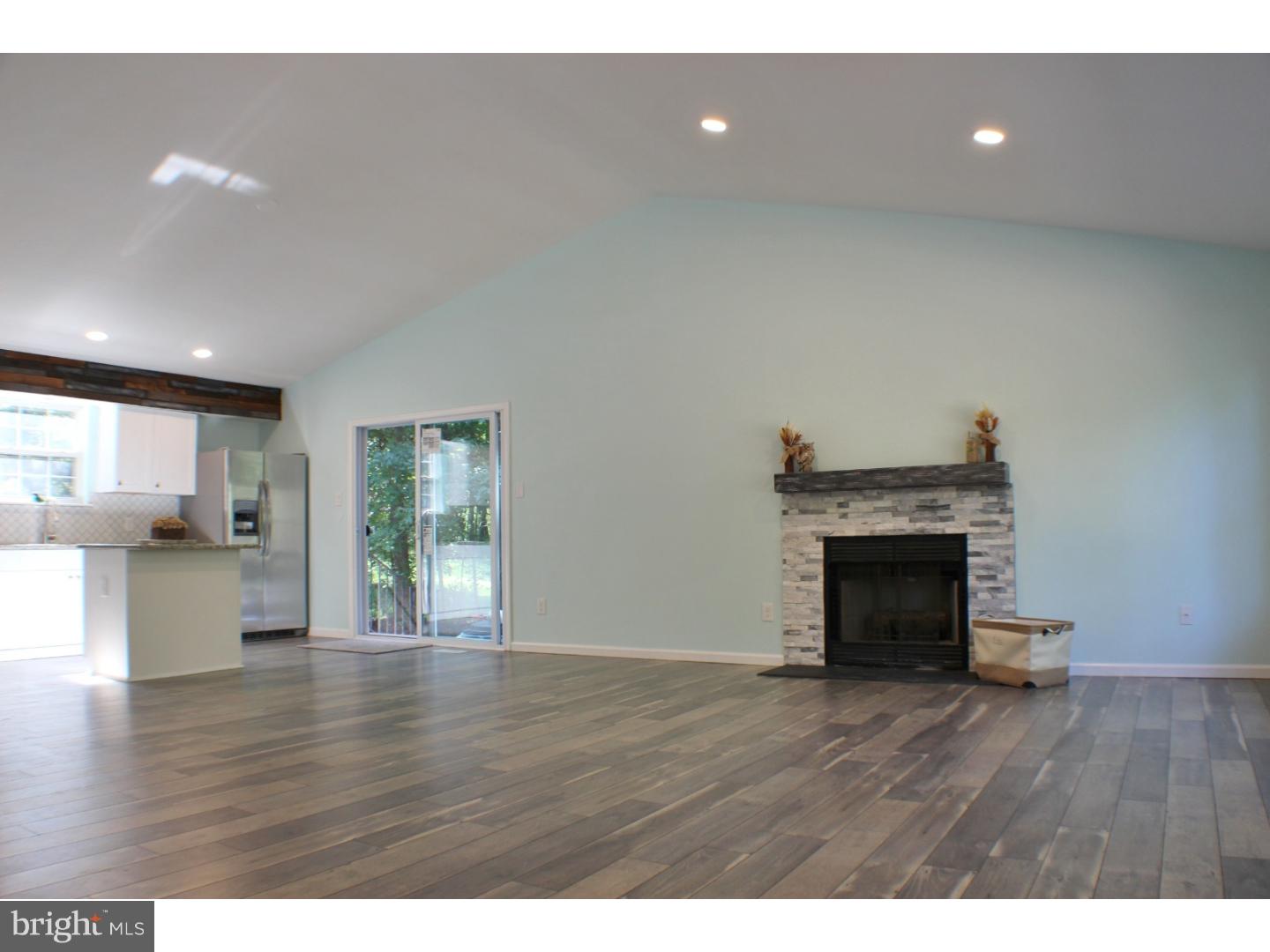18 Skeet Road Medford, NJ 08055 - Photo 3 of 16