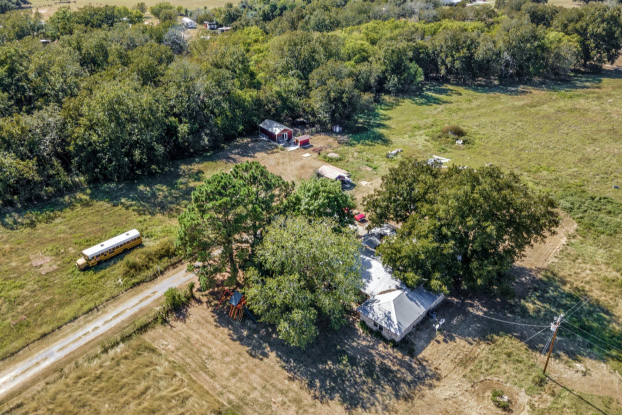 610 Pleasant Grove Road Elgin, TX 78621 - Photo 3 of 25 Overview of rural landscape
