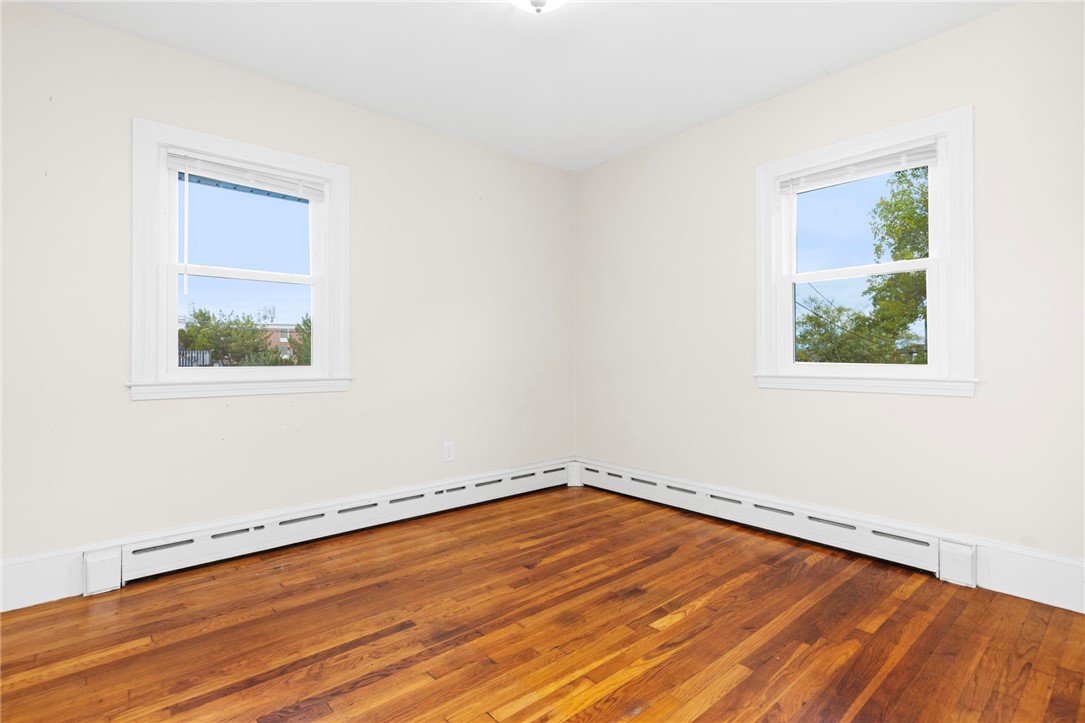 67 Linden Street Middletown, RI 02842 - Photo 20 of 49