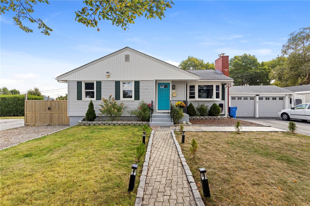 67 Linden Street Middletown, RI 02842 - Photo 2 of 49