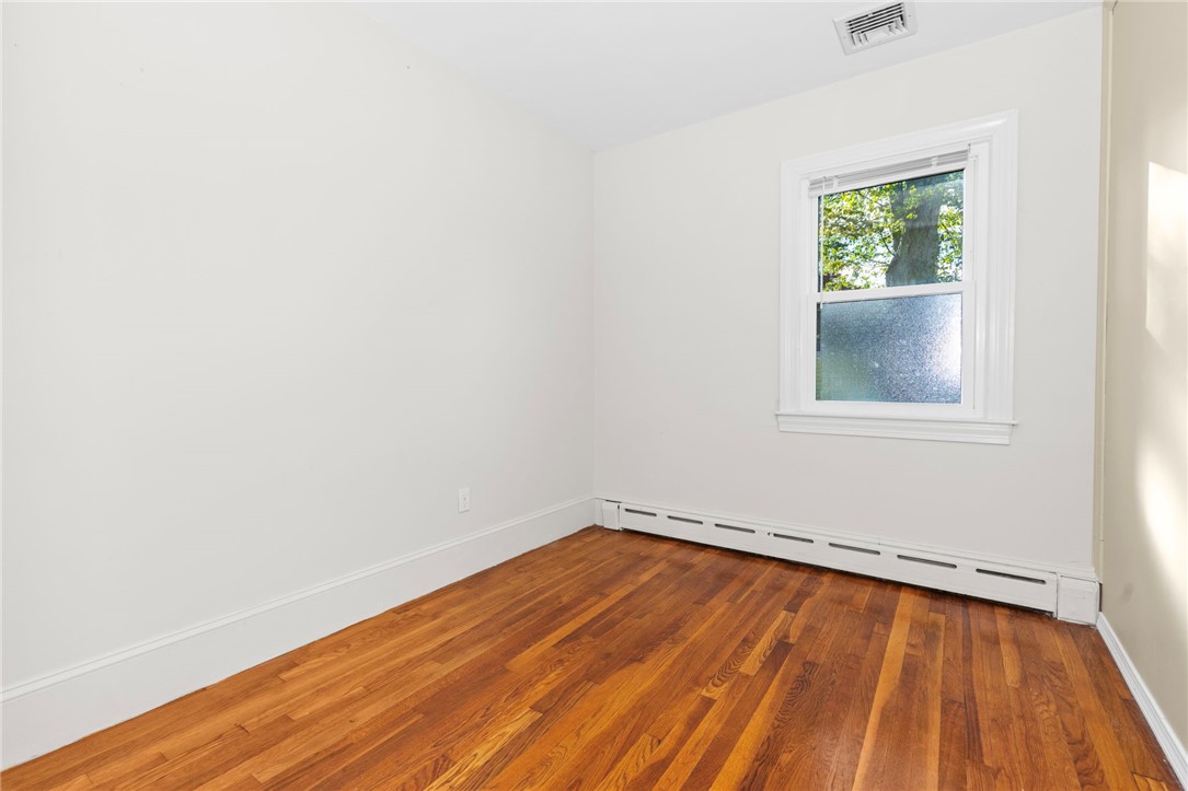 67 Linden Street Middletown, RI 02842 - Photo 22 of 49