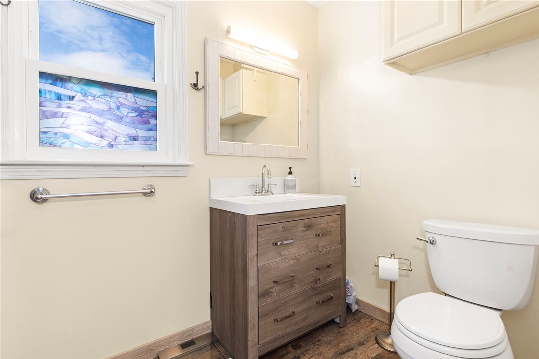 67 Linden Street Middletown, RI 02842 - Photo 25 of 49