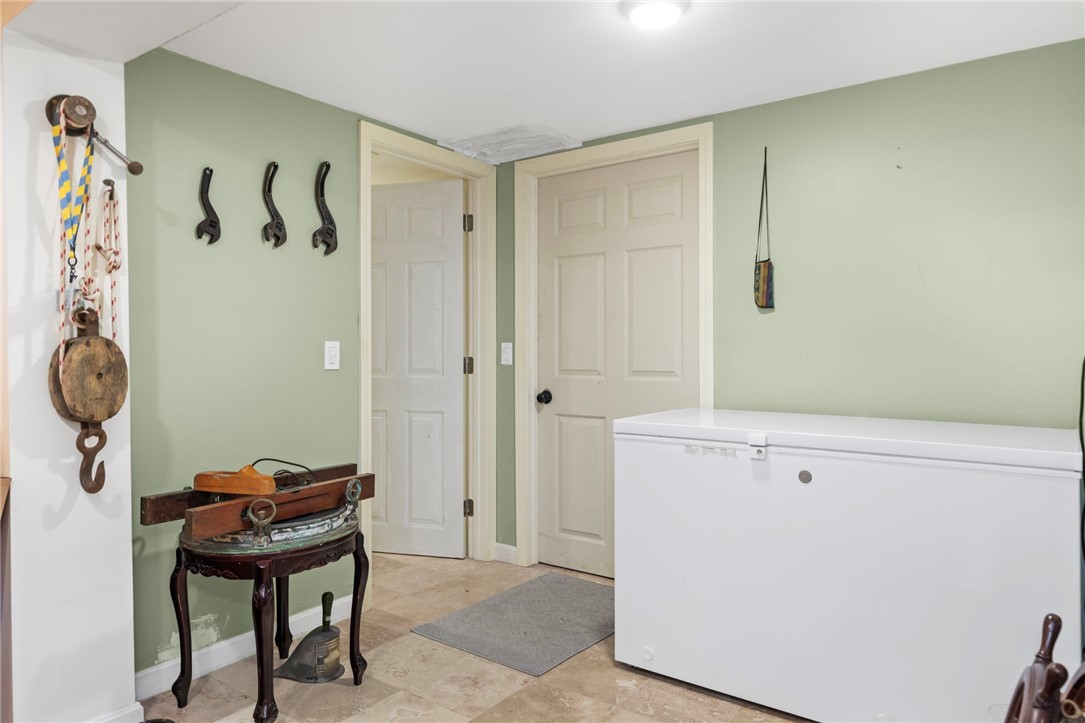 67 Linden Street Middletown, RI 02842 - Photo 30 of 49