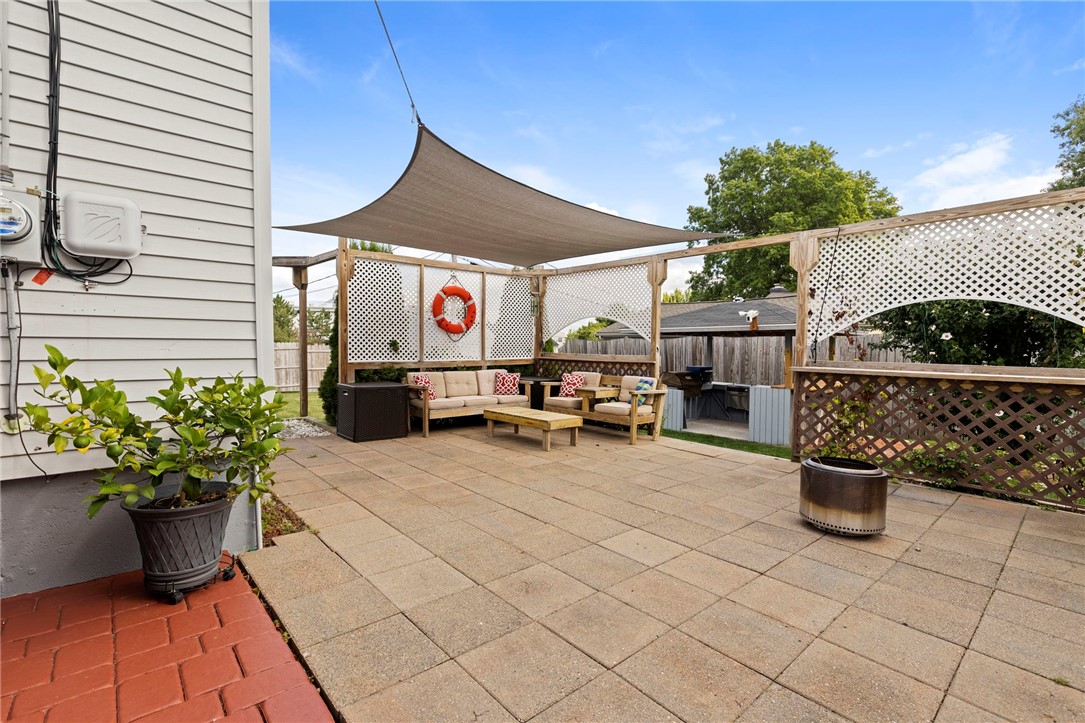 67 Linden Street Middletown, RI 02842 - Photo 34 of 49