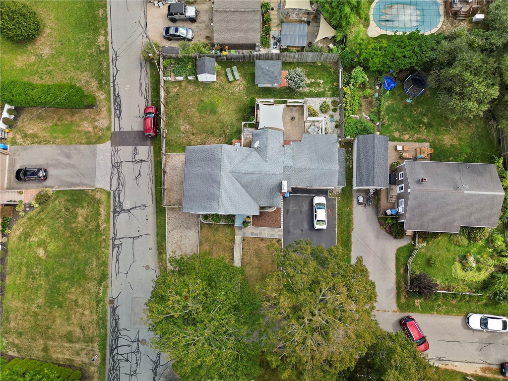 67 Linden Street Middletown, RI 02842 - Photo 45 of 49