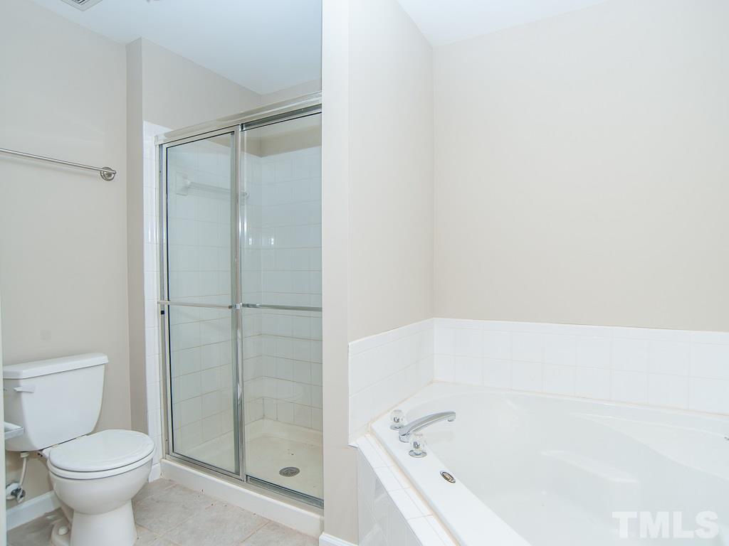 5426 Echo Ridge Road Raleigh, NC 27612 - Photo 17 of 25 Gallery Image 17